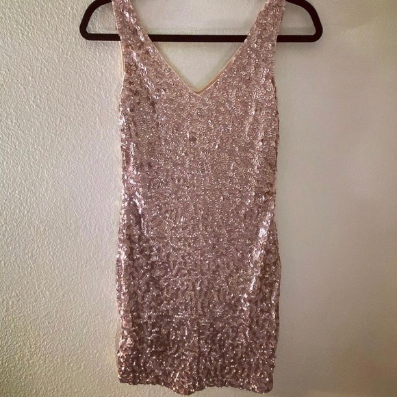 Sequin dress - Picture 2 of 2
